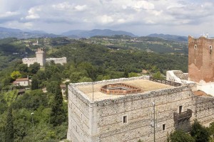 Vista dei Castelli di Romeo e Giulietta di Montecchio Maggiore